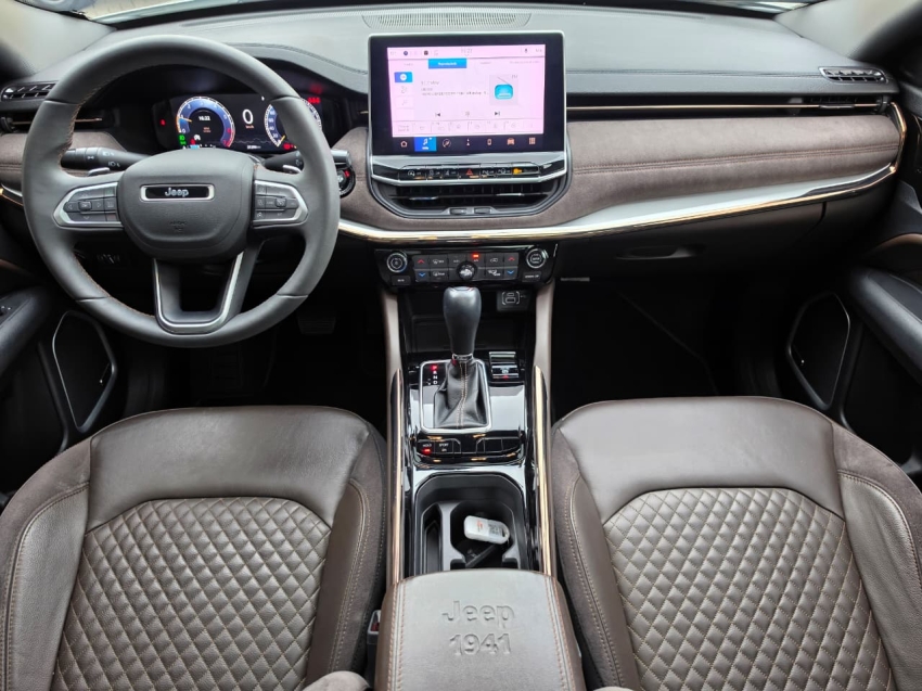 Jeep-COMMANDER-1.3 T270 TURBO FLEX OVERLAND AT6