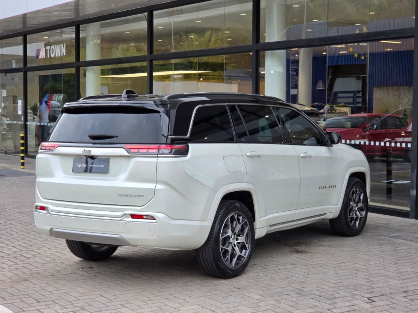 Jeep-COMMANDER-1.3 T270 TURBO FLEX OVERLAND AT6