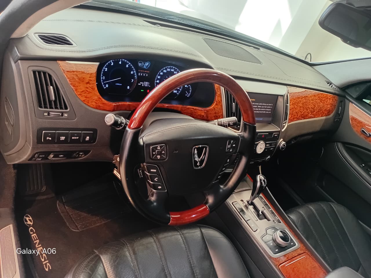 Hyundai-EQUUS-EQUUS 4.6 V8 32V 366cv 4p Aut.