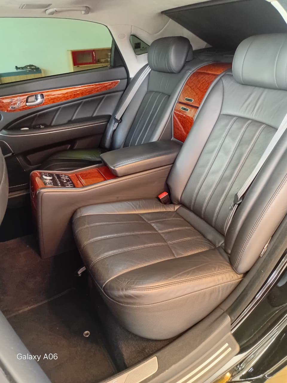 Hyundai-EQUUS-EQUUS 4.6 V8 32V 366cv 4p Aut.