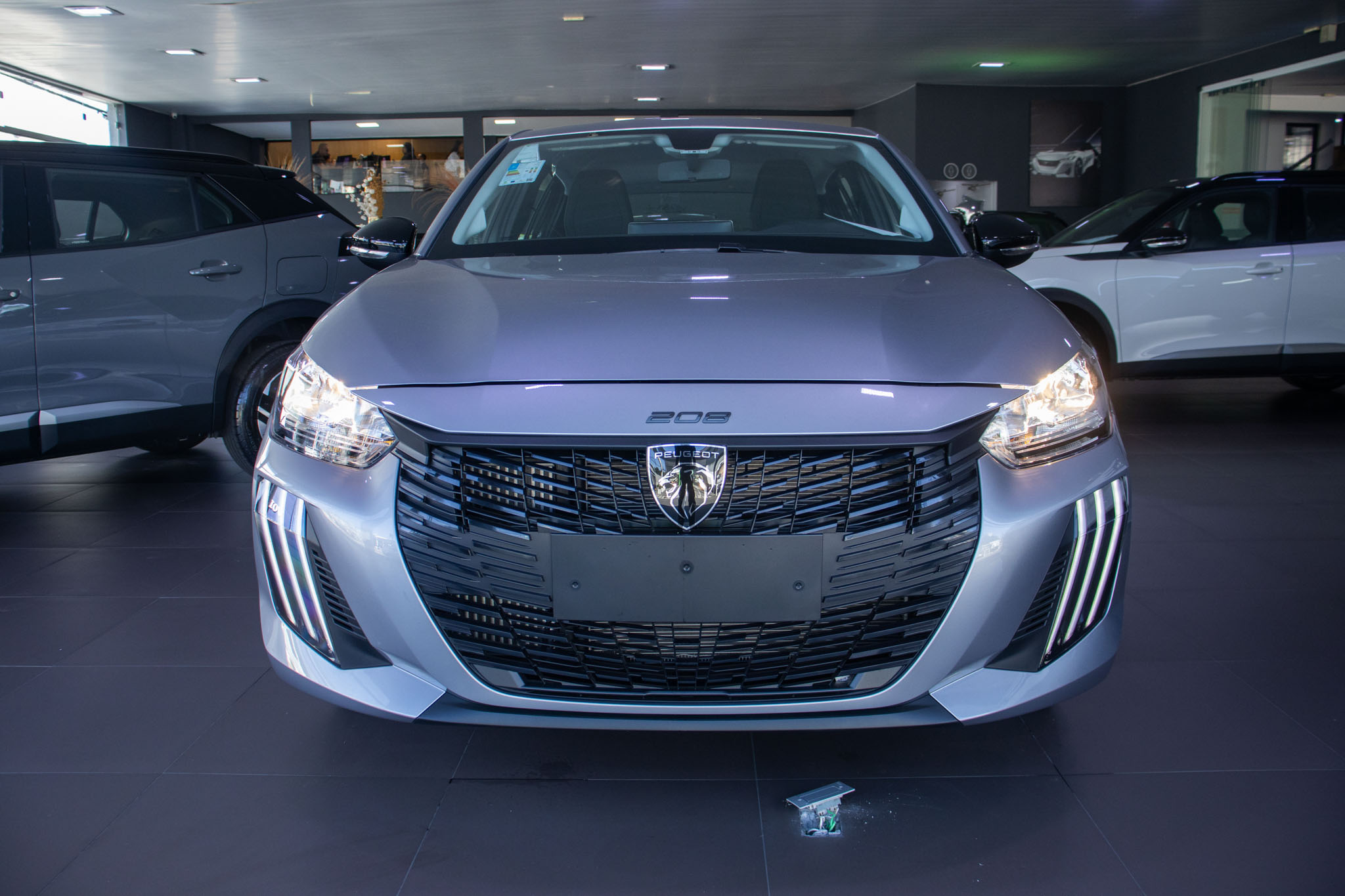 Peugeot-208-208 ACTIVE 1.0 TURBO 200 5P AUT.