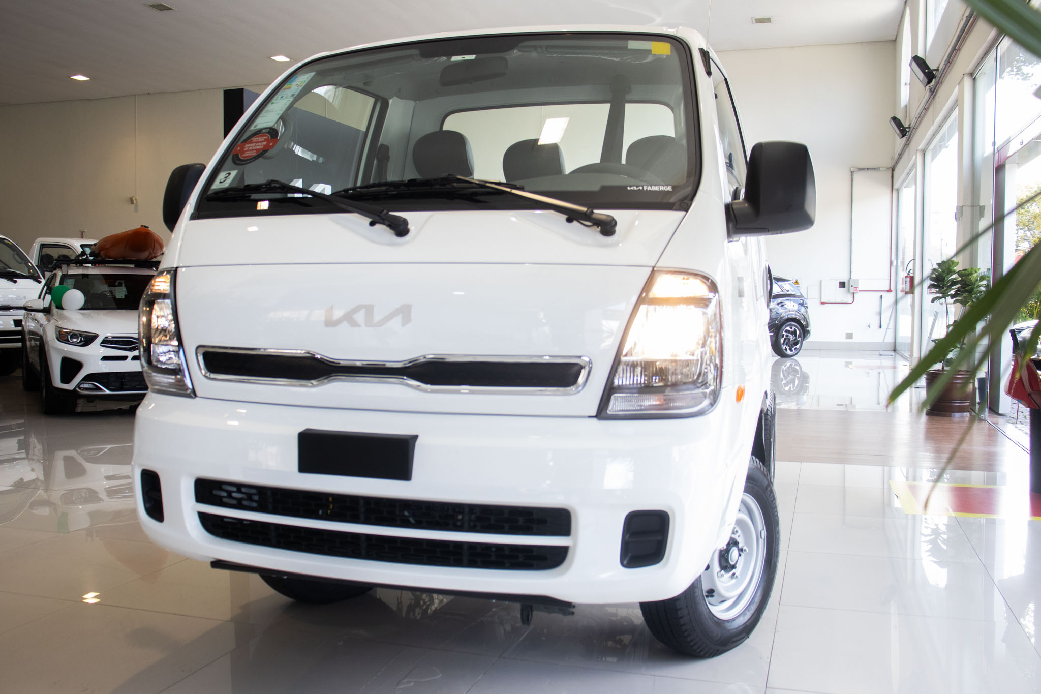 Kia Motors-BONGO-Bongo K-2500 2.5 4x4 TB Diesel