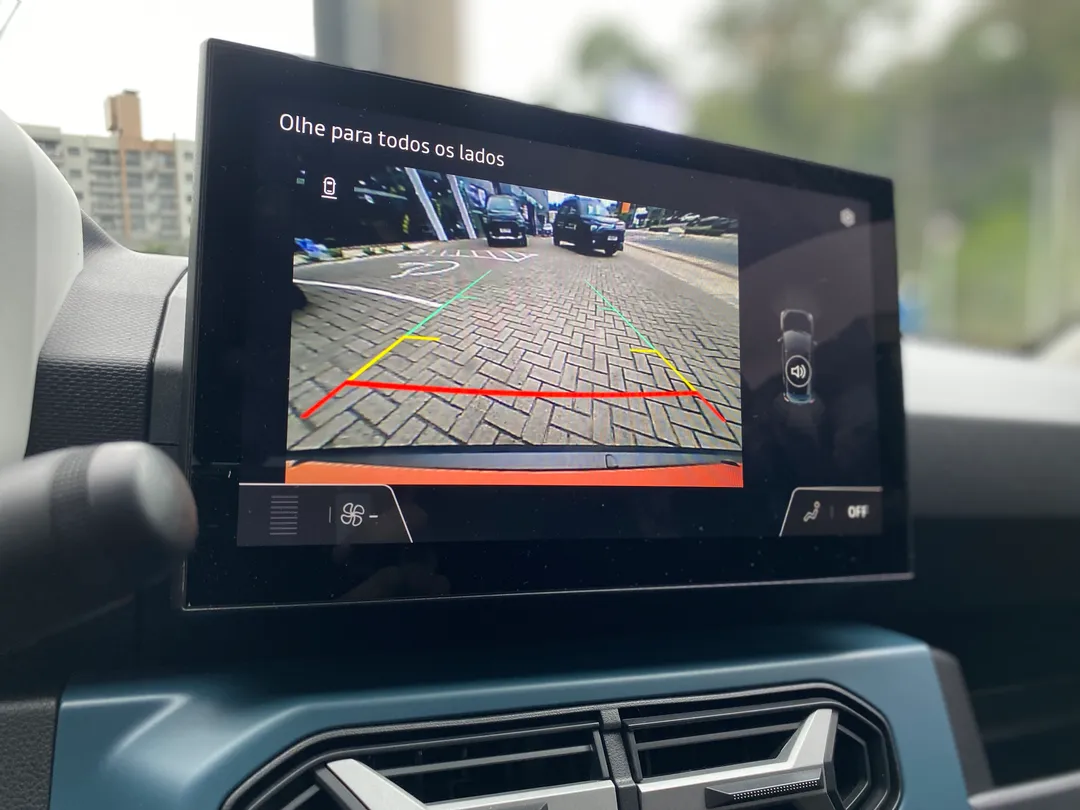 Renault-KWID-KWID E-Tech Techno