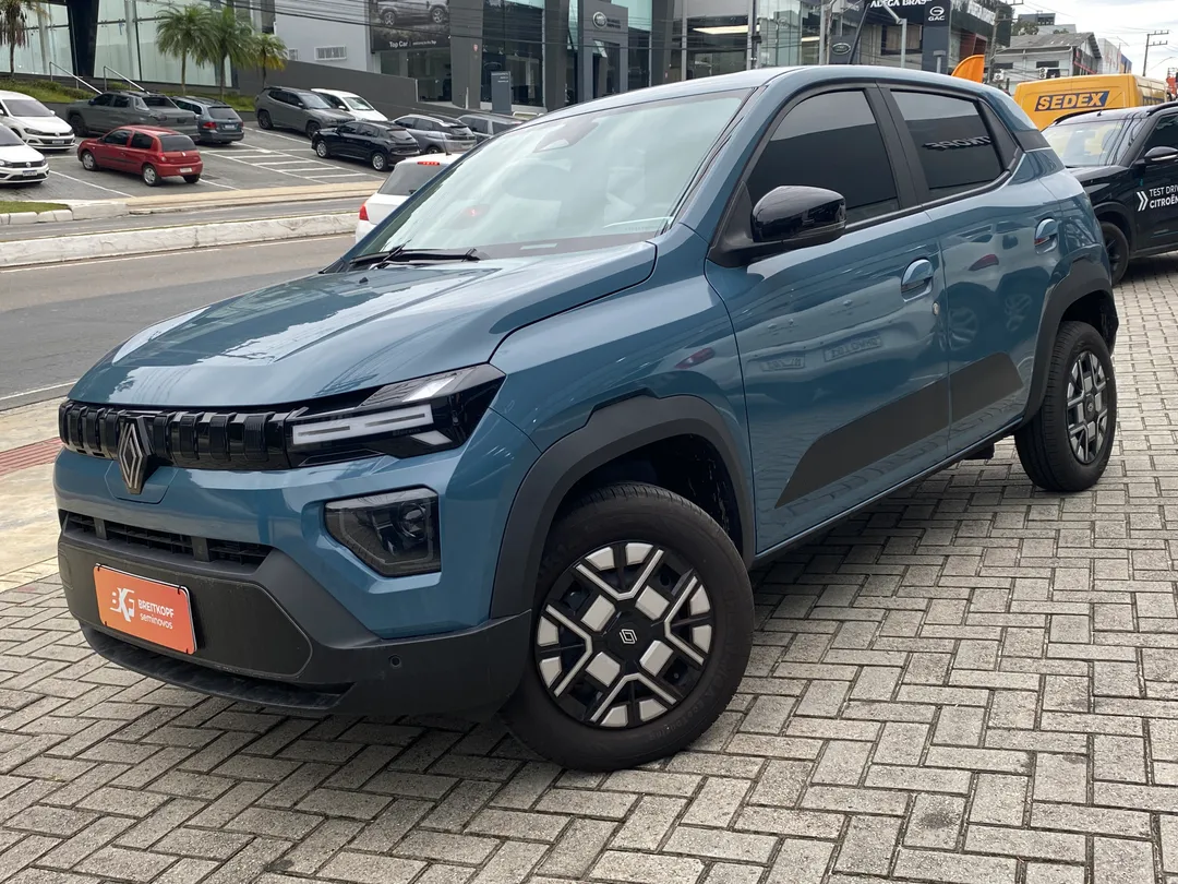 Renault-KWID-KWID E-Tech Techno