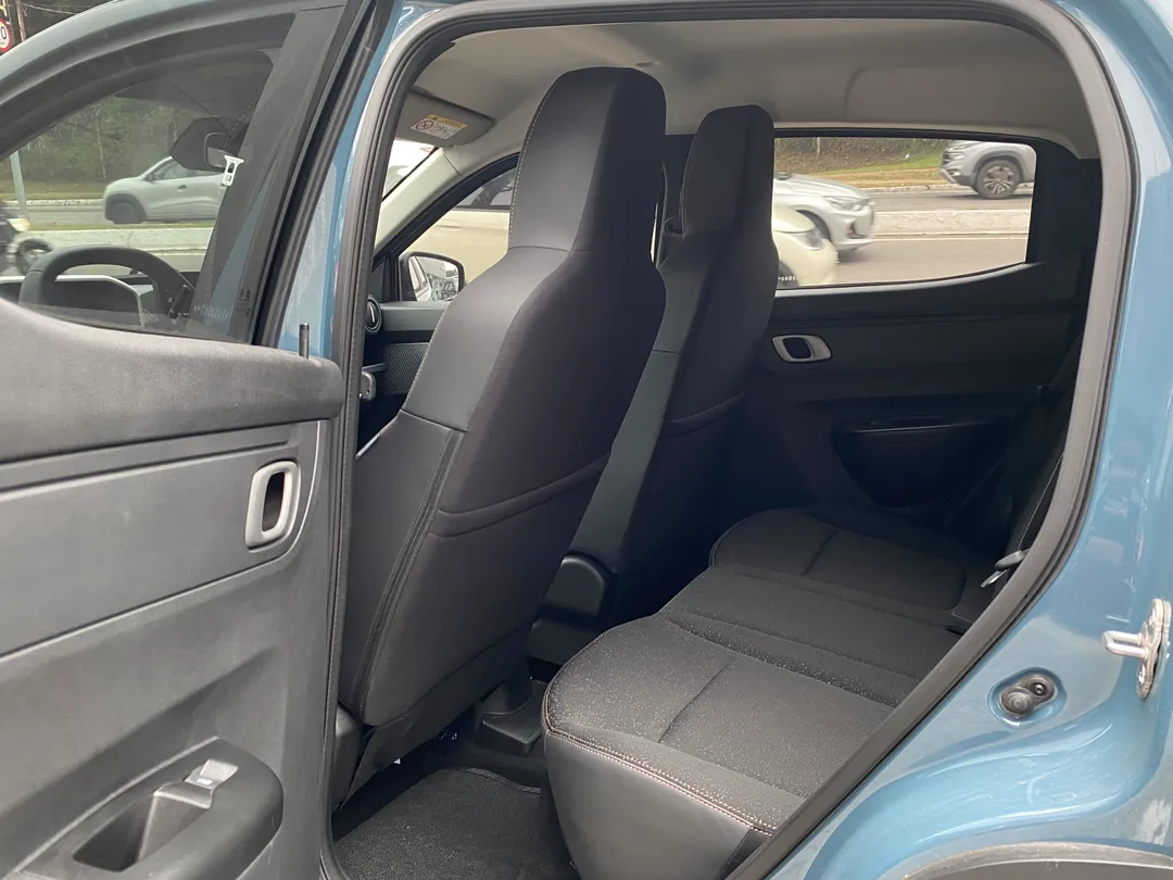 Renault-KWID-KWID E-Tech Techno