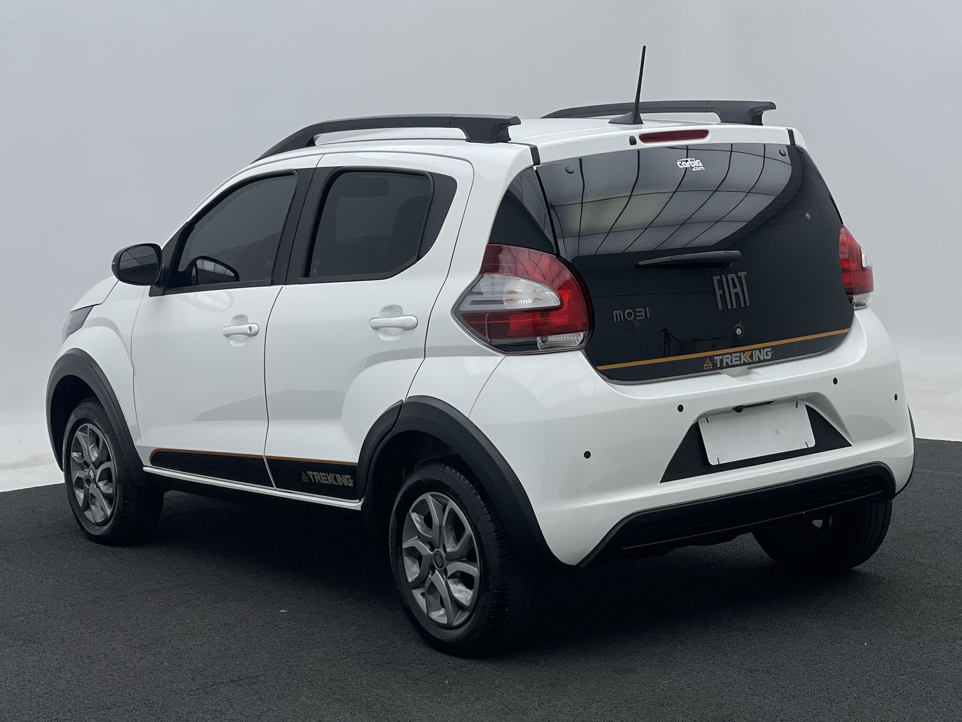 Fiat-MOBI-MOBI TREKKING 1.0 FLEX 4P
