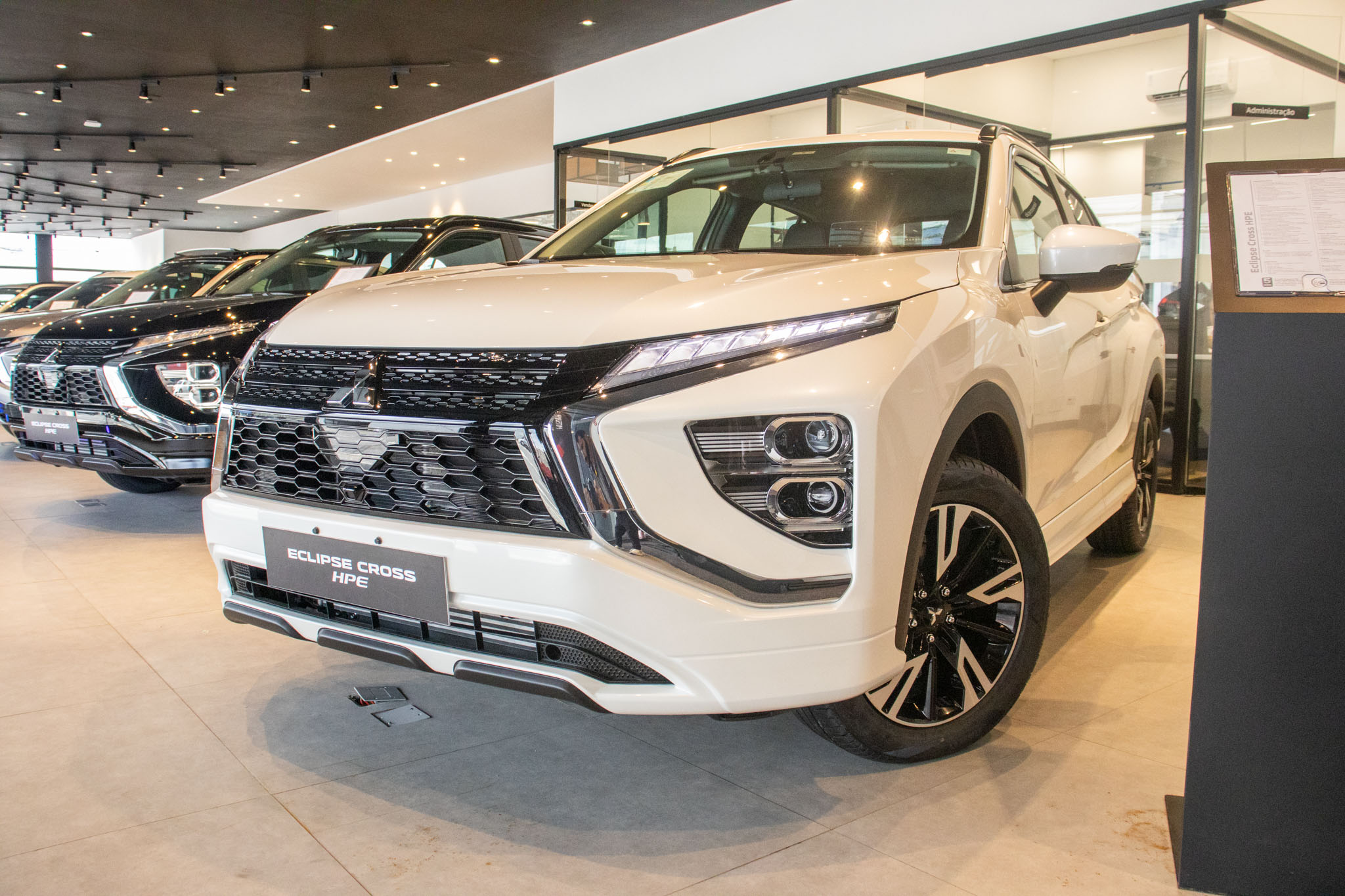 Mitsubishi-ECLIPSE CROSS-Eclipse Cross HPE 1.5 16V TB 165cv Aut.