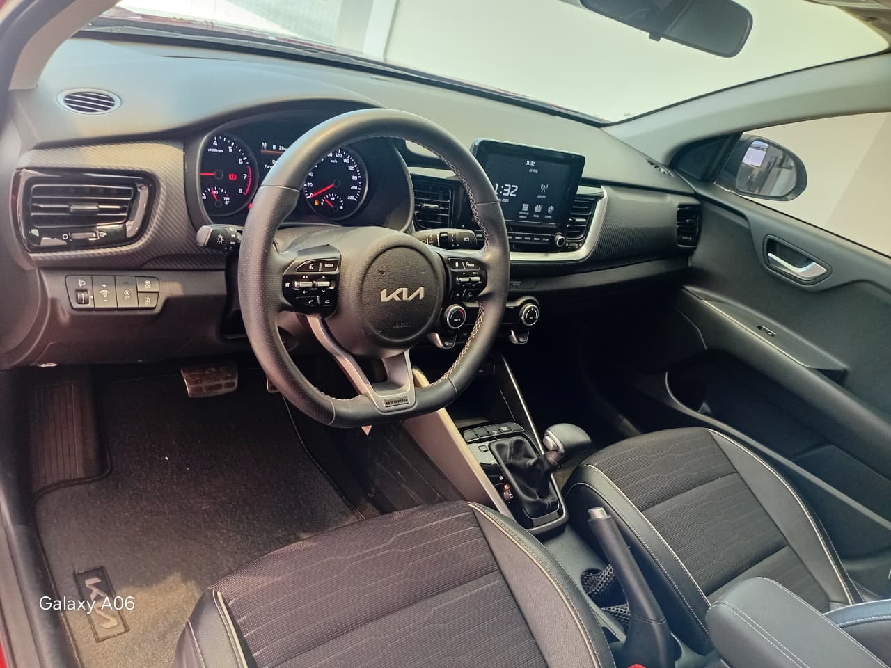 Kia Motors-STONIC-STONIC SX 1.0 TB Aut. (Híbrido)