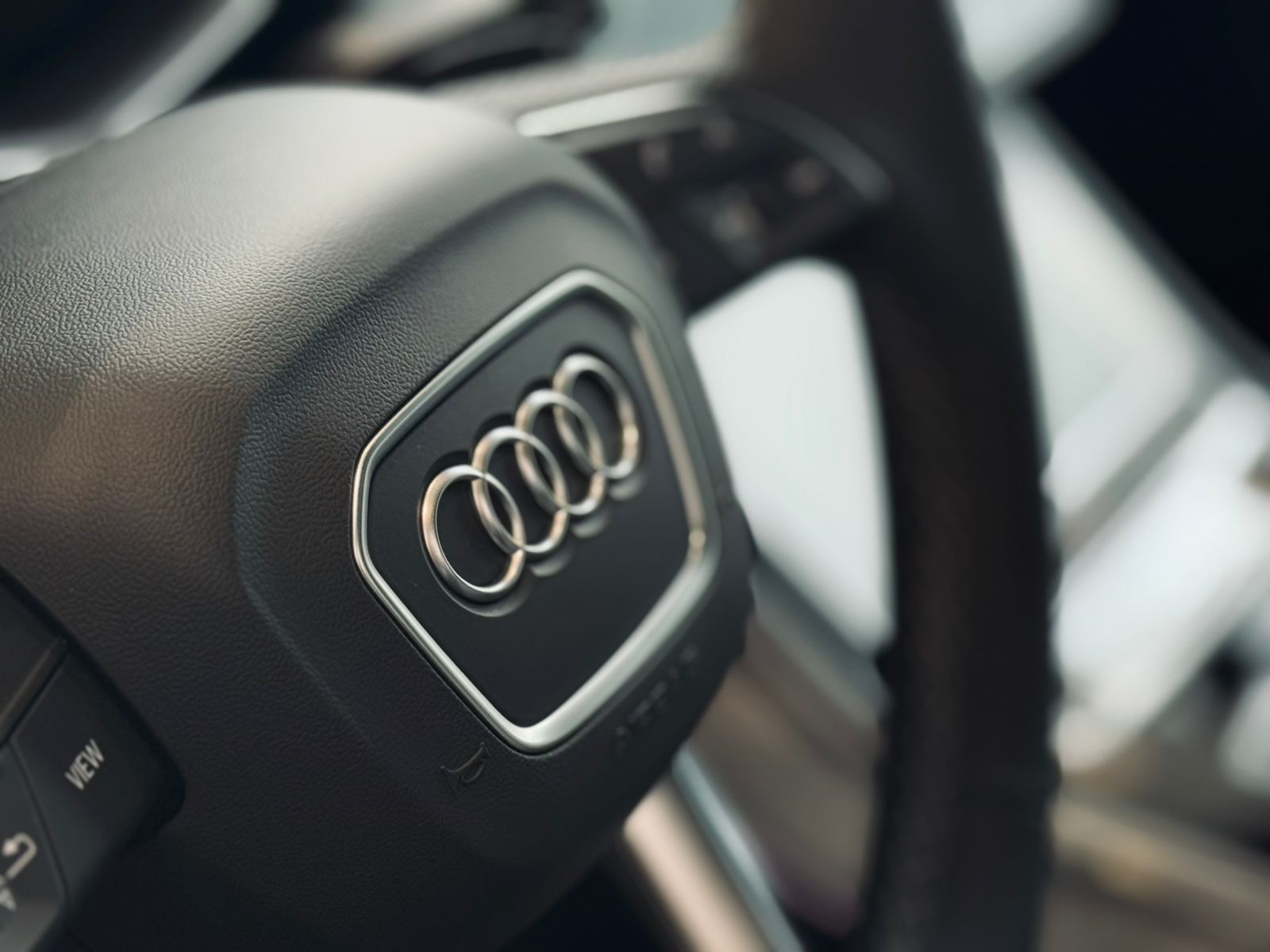 Audi-Q8-Q8 Perf.Black 3.0 TFSI Quat. S-tr/(Híb.)