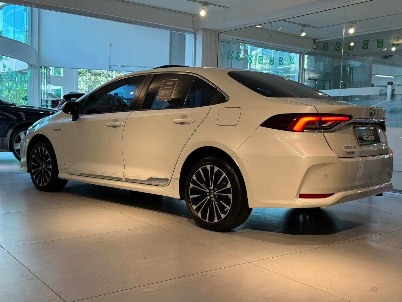 Toyota-COROLLA-Corolla Altis Prem. Hybrid 1.8 Flex Aut