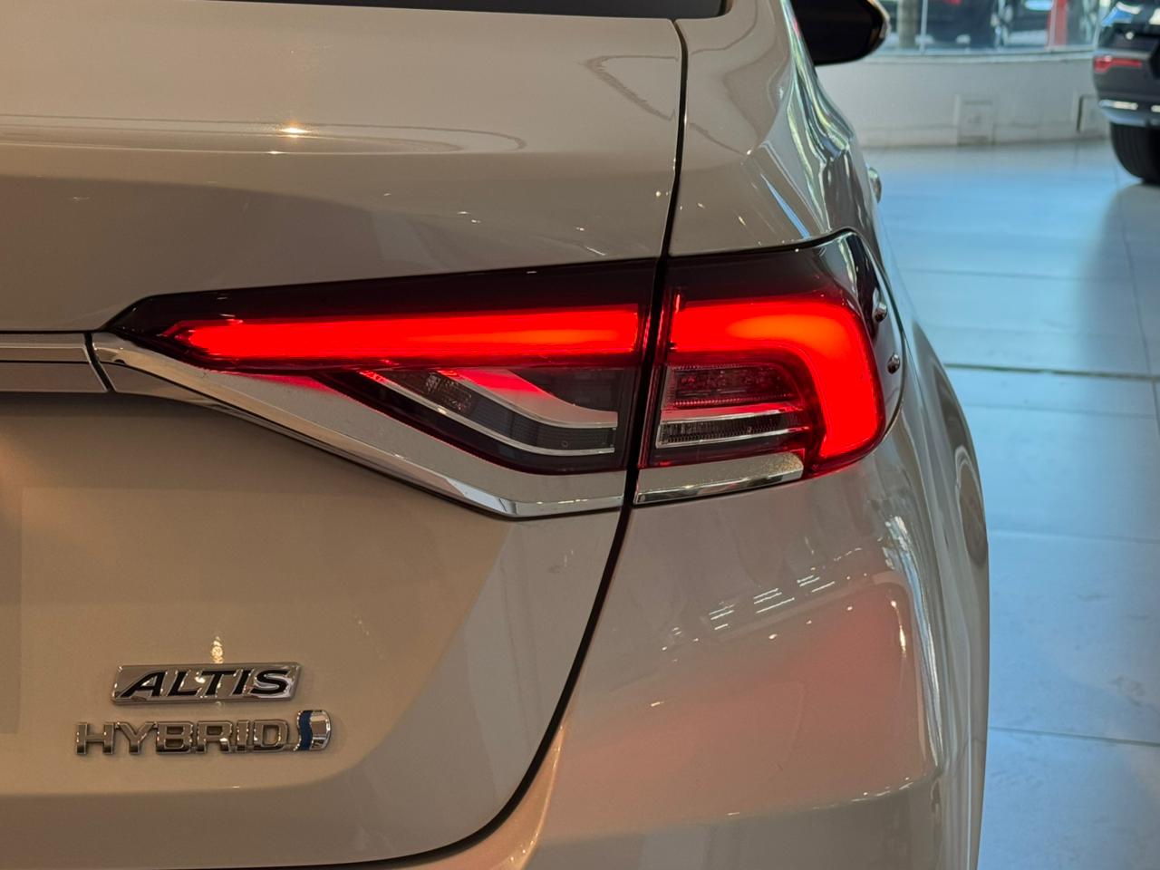 Toyota-COROLLA-Corolla Altis Prem. Hybrid 1.8 Flex Aut