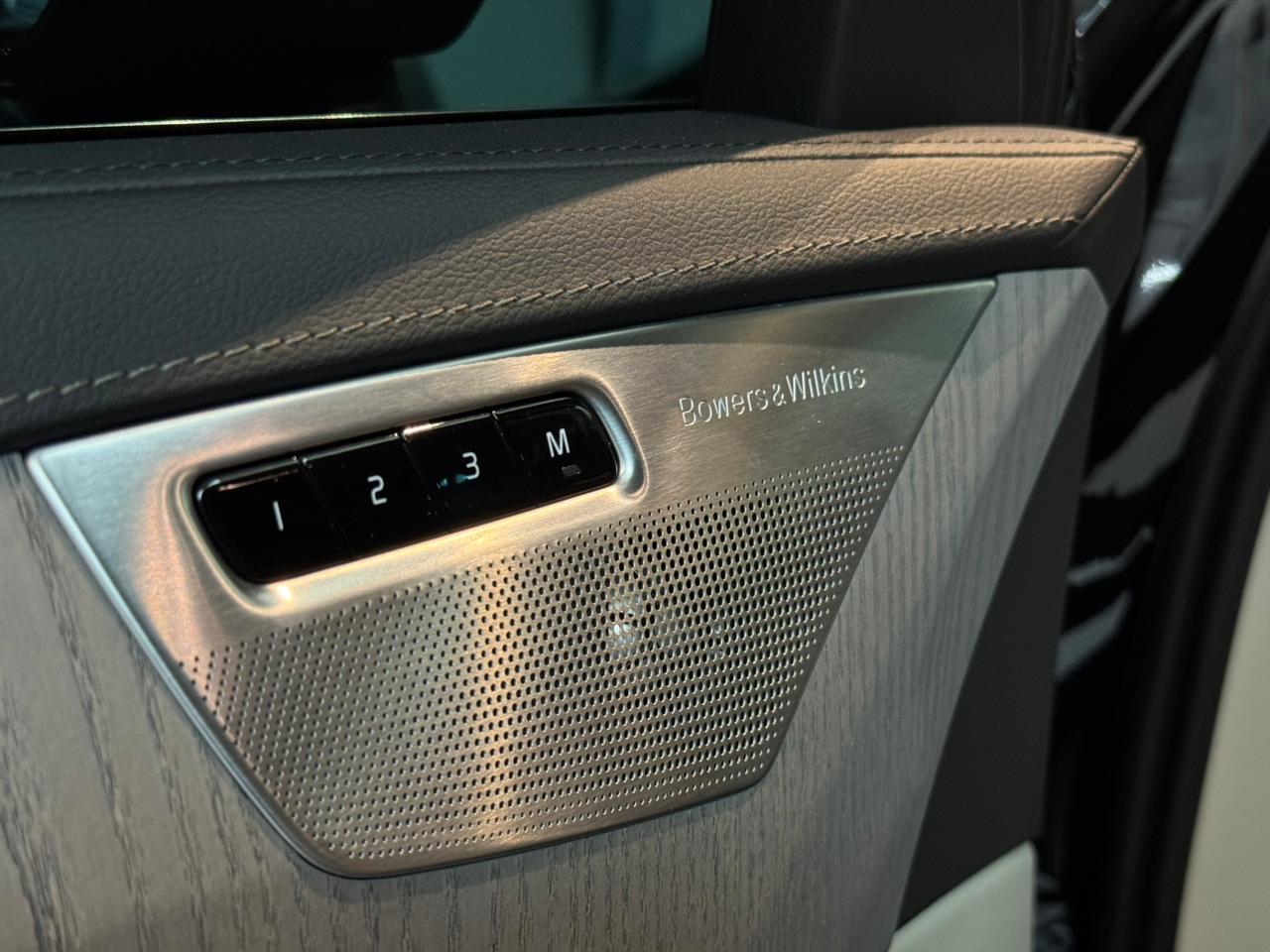 Volvo-XC 90-XC 90 T-8 Ultra 2.0 AWD (Híbrido)