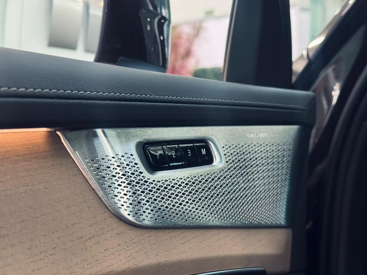 Volvo-XC 90-XC 90 T-8 Ultra 2.0 AWD (Híbrido)