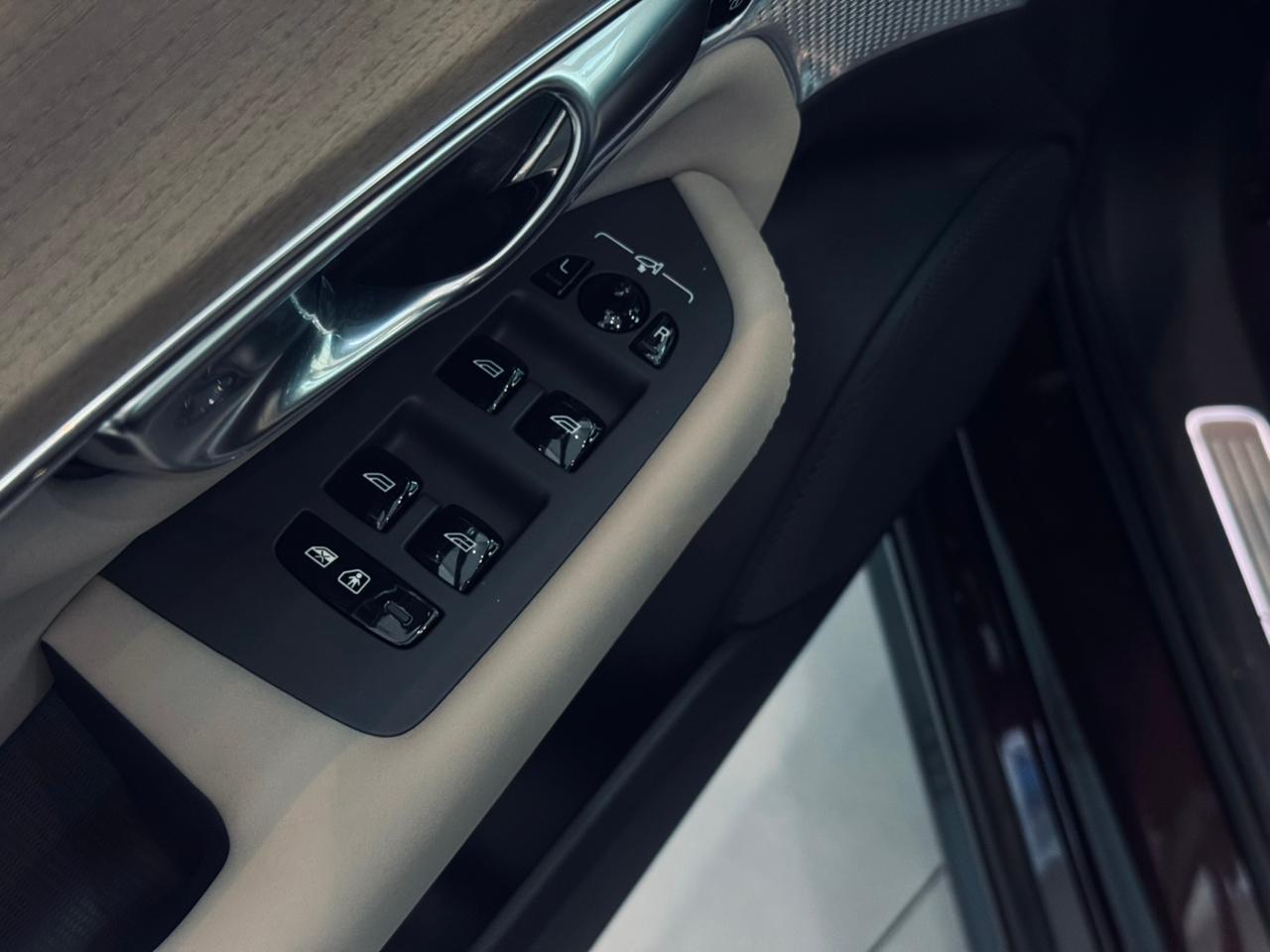Volvo-XC 90-XC 90 T-8 Ultra 2.0 AWD (Híbrido)