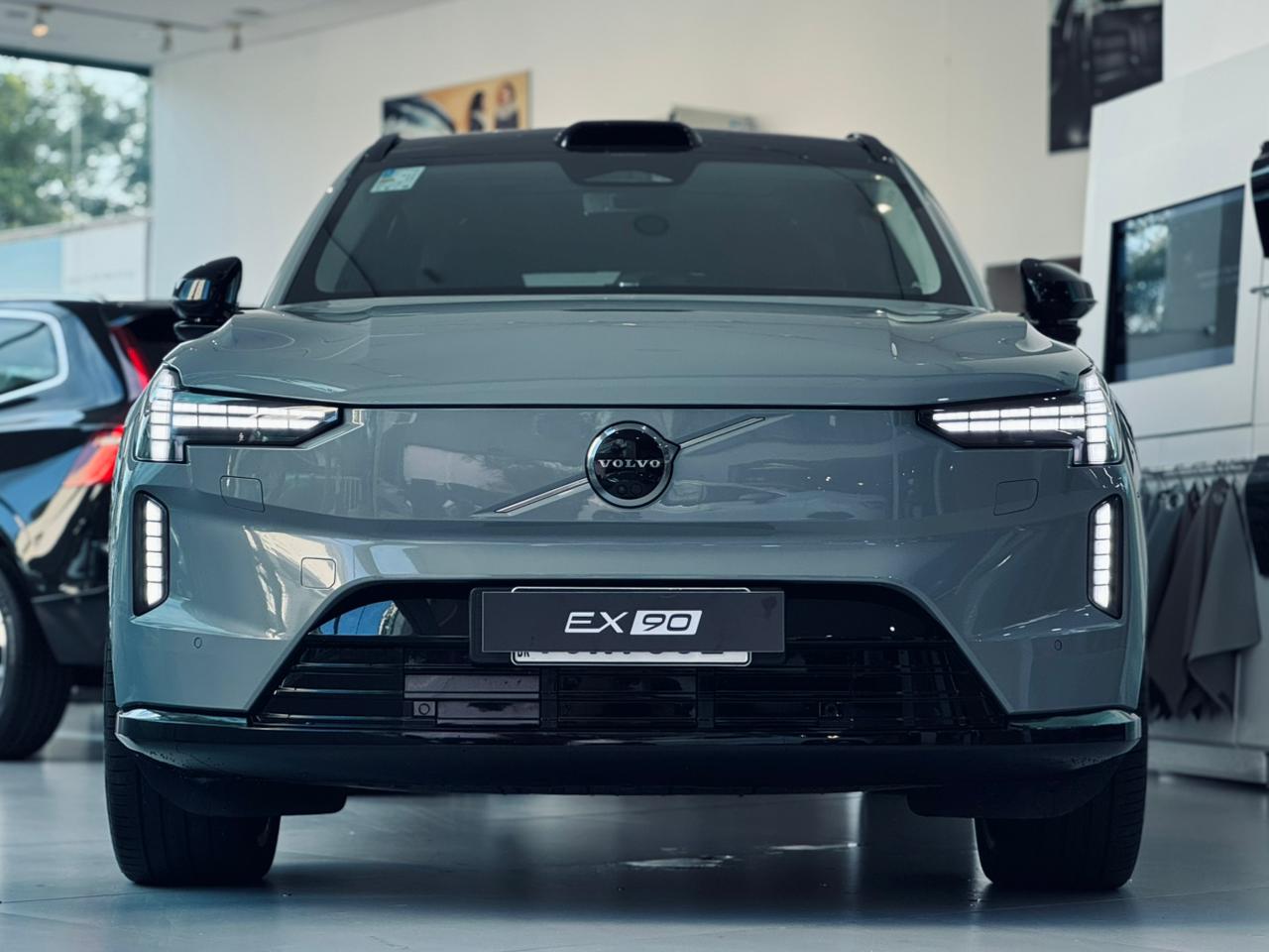Volvo-EX90-EX90 Twin Ultra AWD (Elétrico)