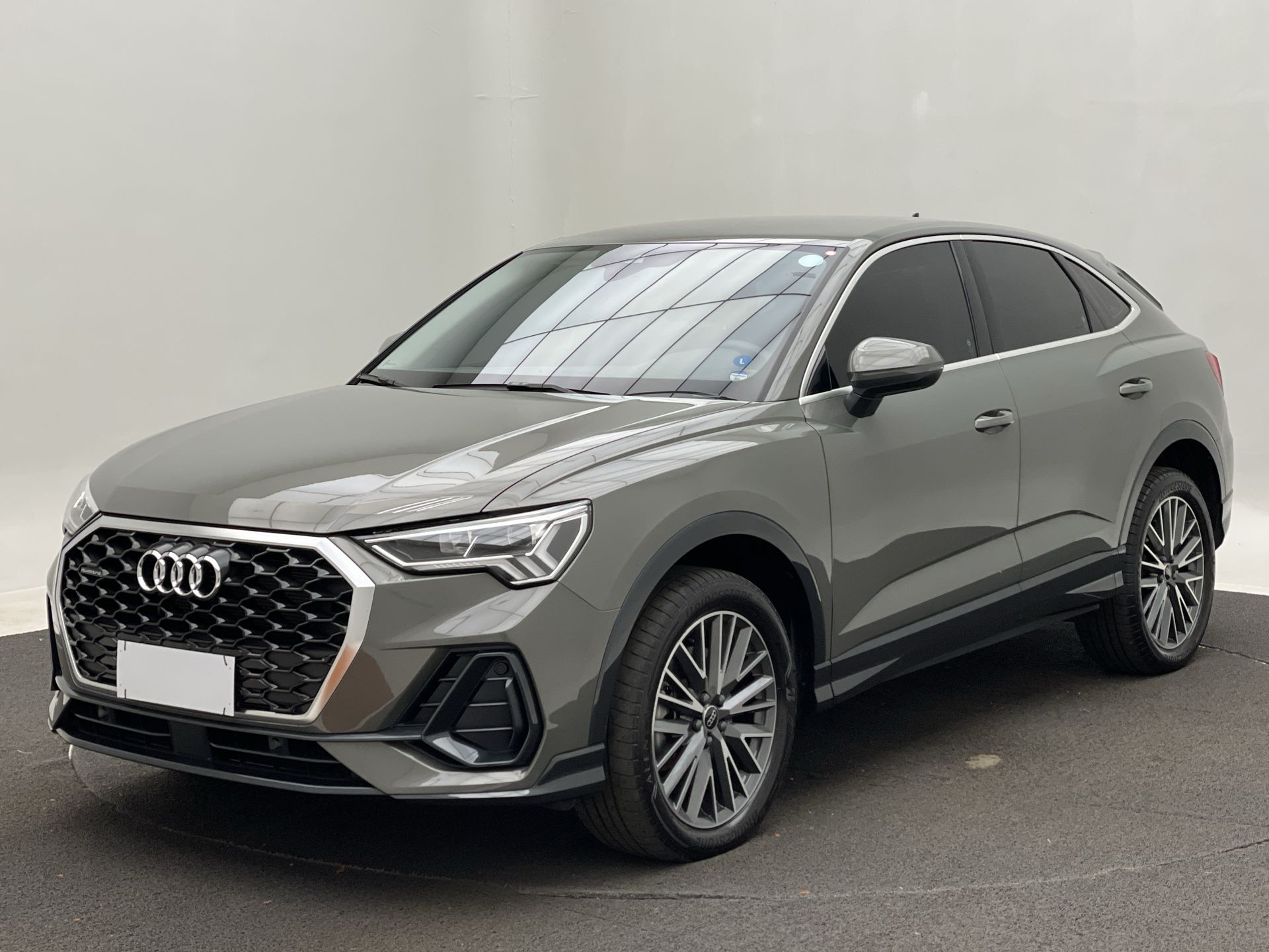 Q3 2.0 40 TFSI GASOLINA SPORTBACK PERFORMANCE QUATTRO TIPTRONIC