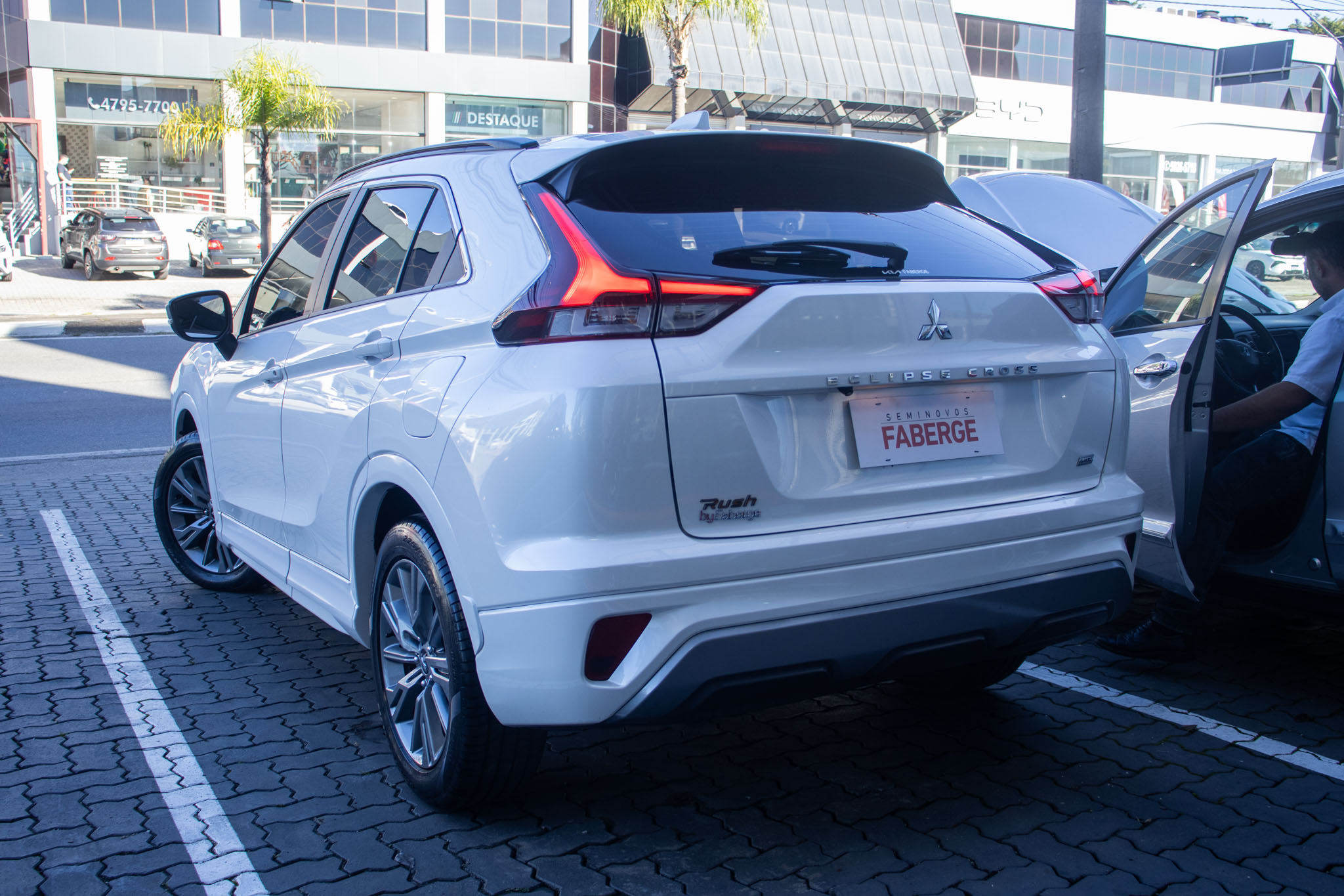 Mitsubishi-ECLIPSE-Eclipse Cross GLS RUSH 1.5 16V 165cv Aut