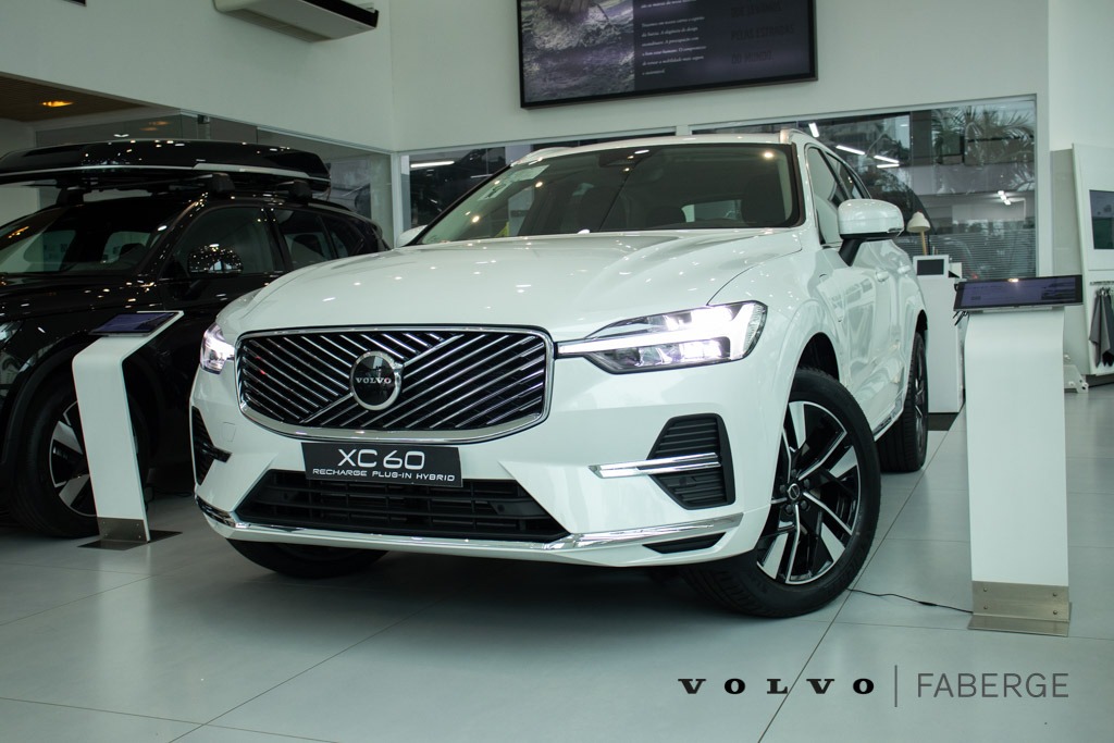 Volvo-XC 60-XC 60 T-8 Plus 2.0 AWD (Híbrido)