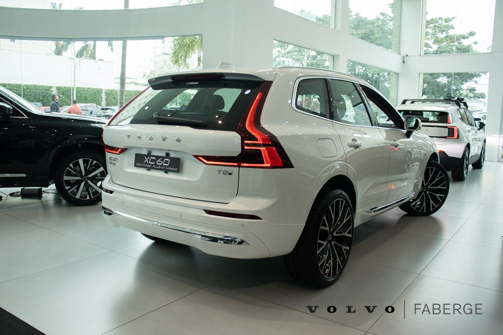 Volvo-XC 60-XC 60 T-8 Plus 2.0 AWD (Híbrido)