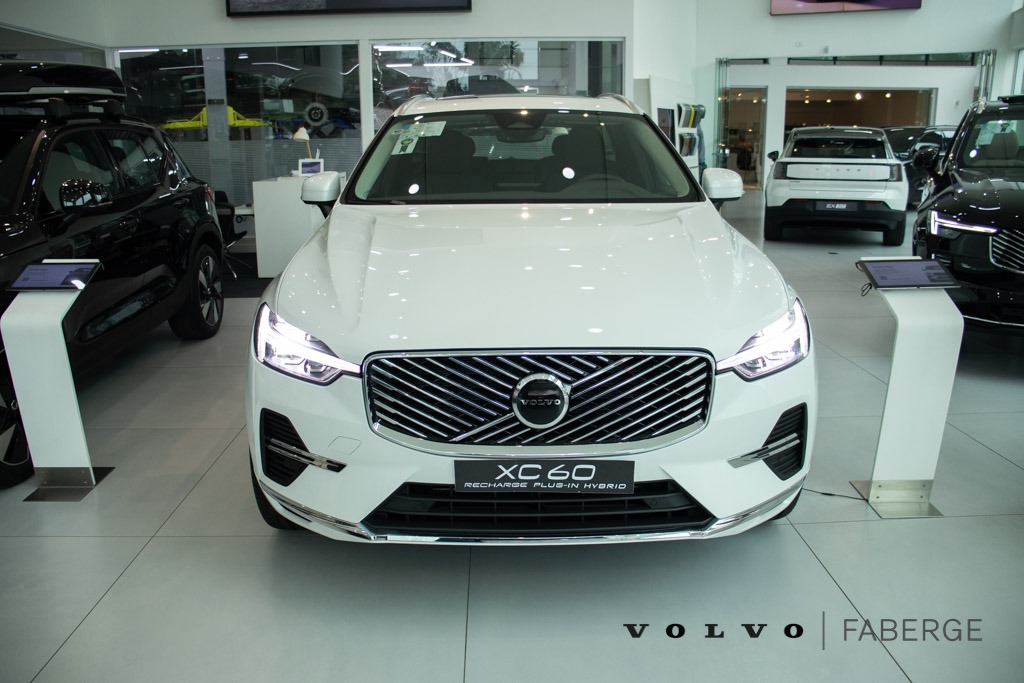 Volvo-XC 60-XC 60 T-8 Plus 2.0 AWD (Híbrido)
