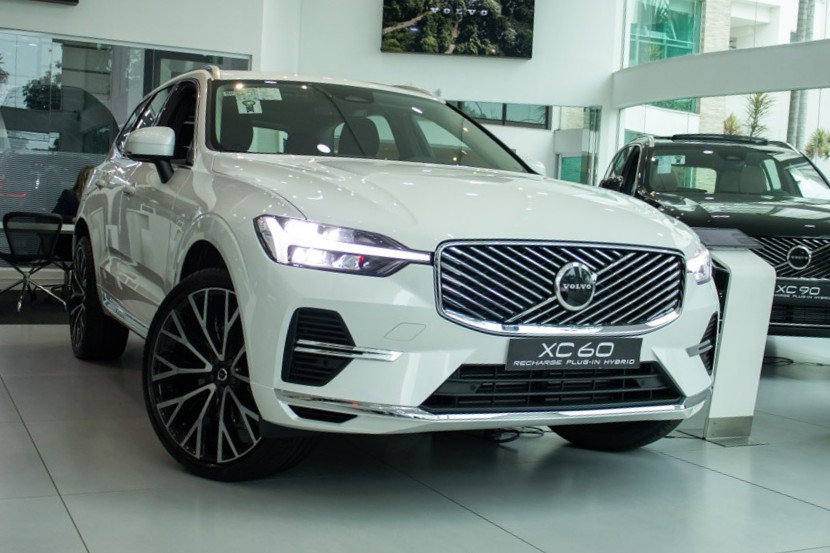 Volvo-XC 60-XC 60 T-8 Plus 2.0 AWD (Híbrido)