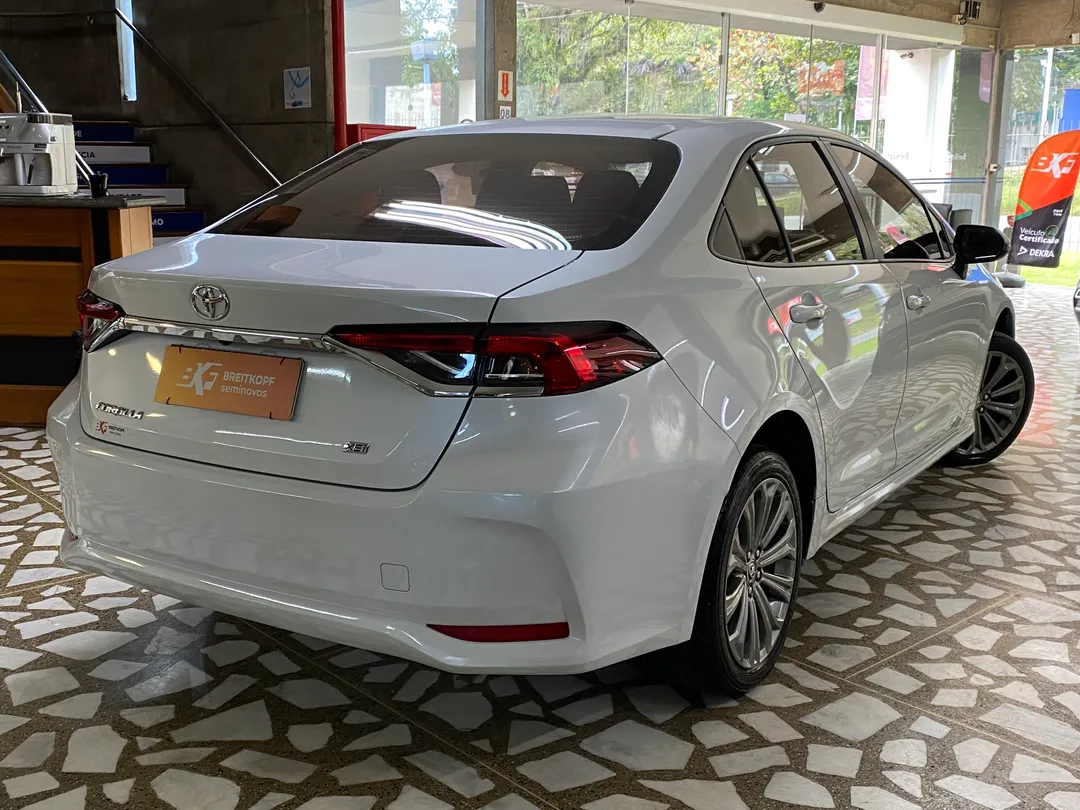 Corolla XEi 2.0 Flex 16V Aut.