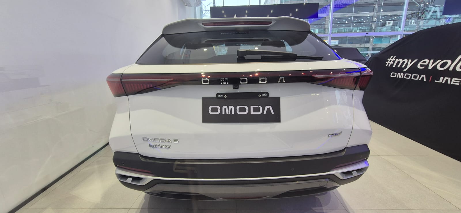 Omoda-5-5 Luxury 1.5 TB FWD