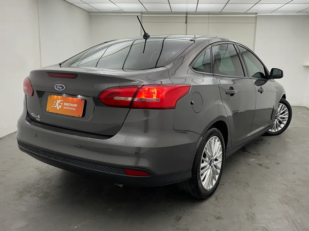 Focus Fastback SE/SE PLUS 2.0 Flex Aut.