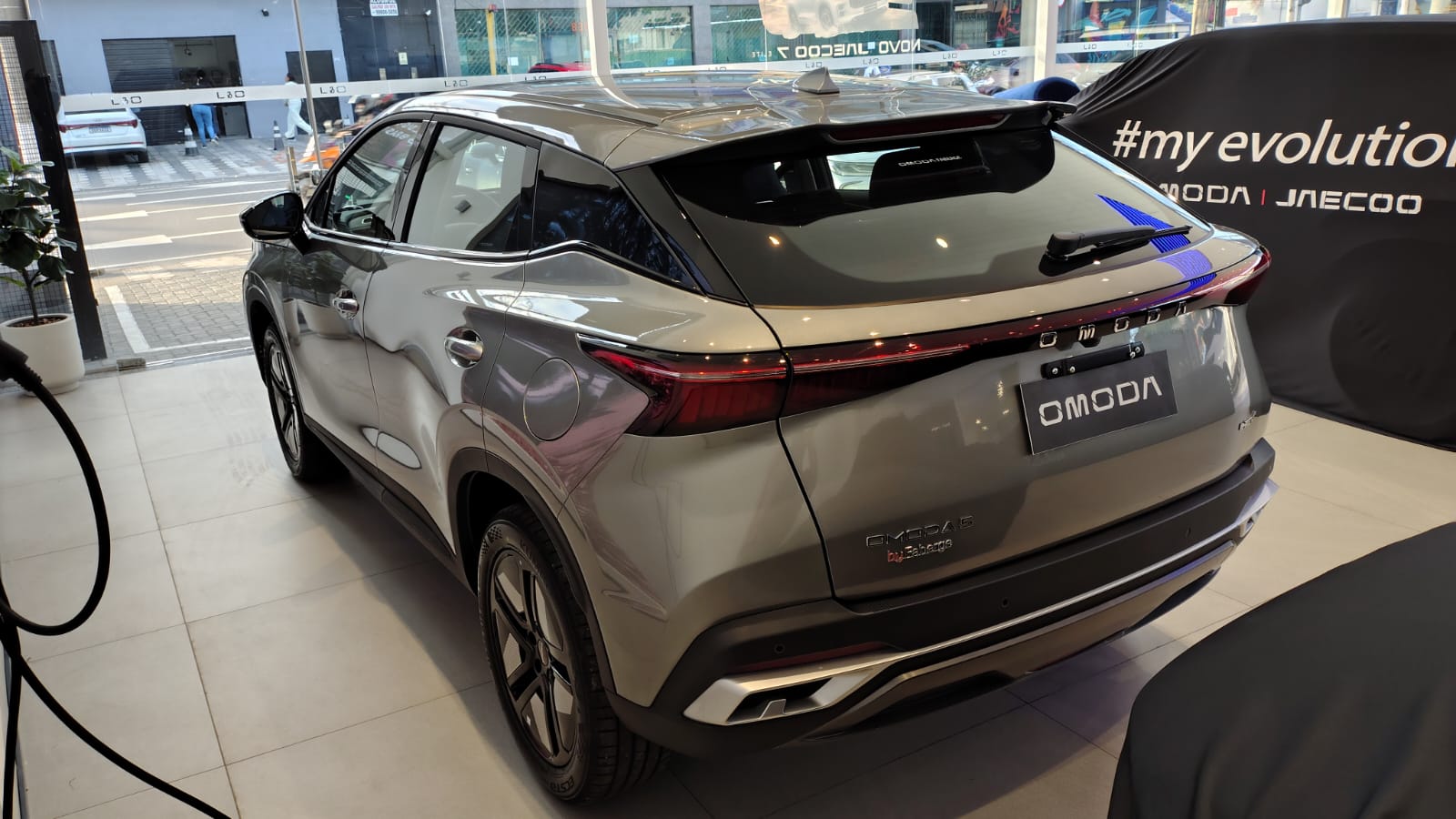 Omoda-5-5 Prestige 1.5 TB FWD