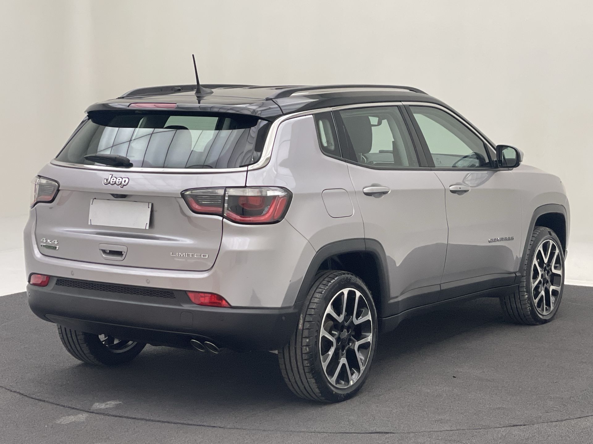 Jeep-COMPASS-COMPASS LIMITED 2.0 4x4 Diesel 16V Aut.