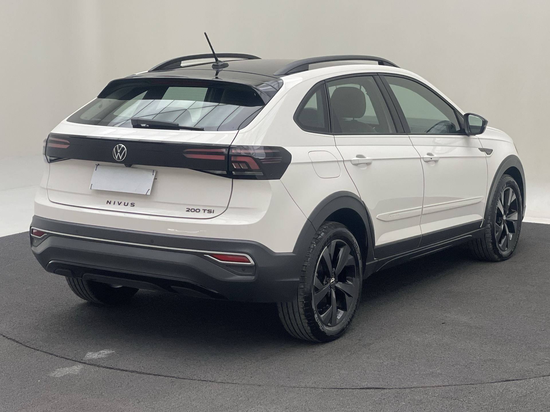 Volkswagen-Nivus-Nivus Highline 1.0 200 TSI Flex Aut.