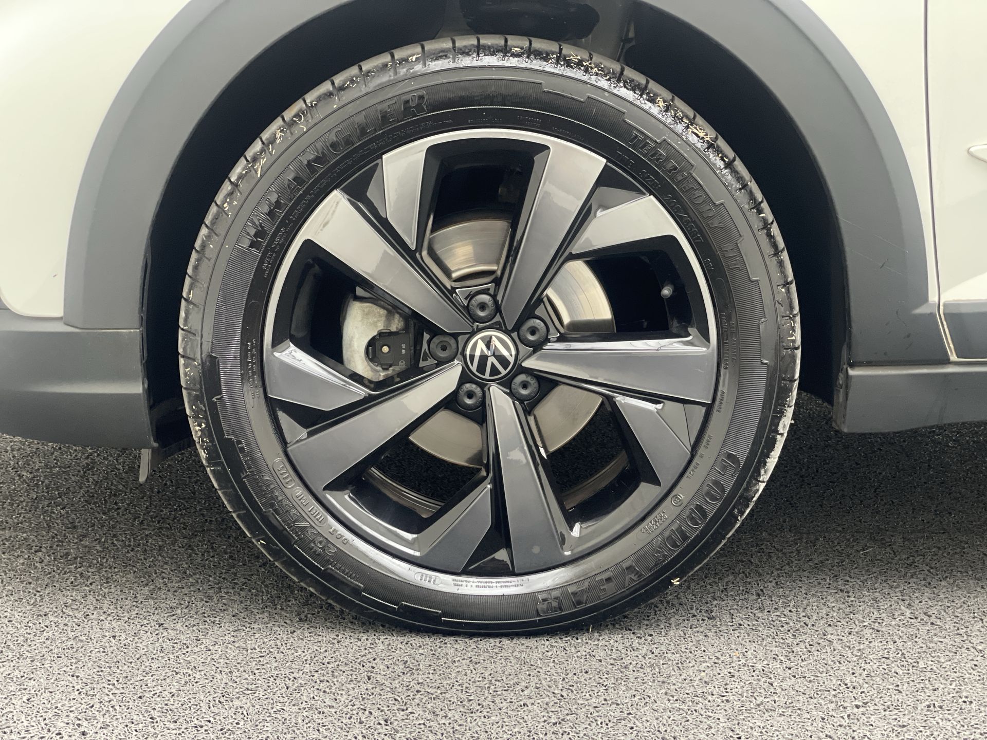 Volkswagen-Nivus-Nivus Highline 1.0 200 TSI Flex Aut.