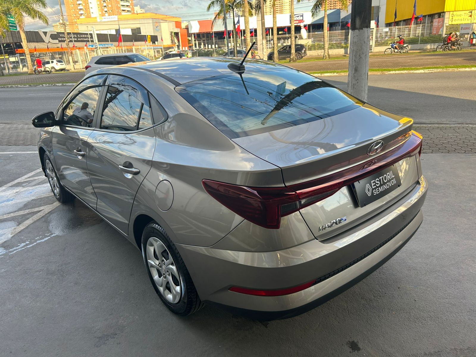 Hyundai-HB20S-HB20S Comfort 1.0  Flex 12V Mec.