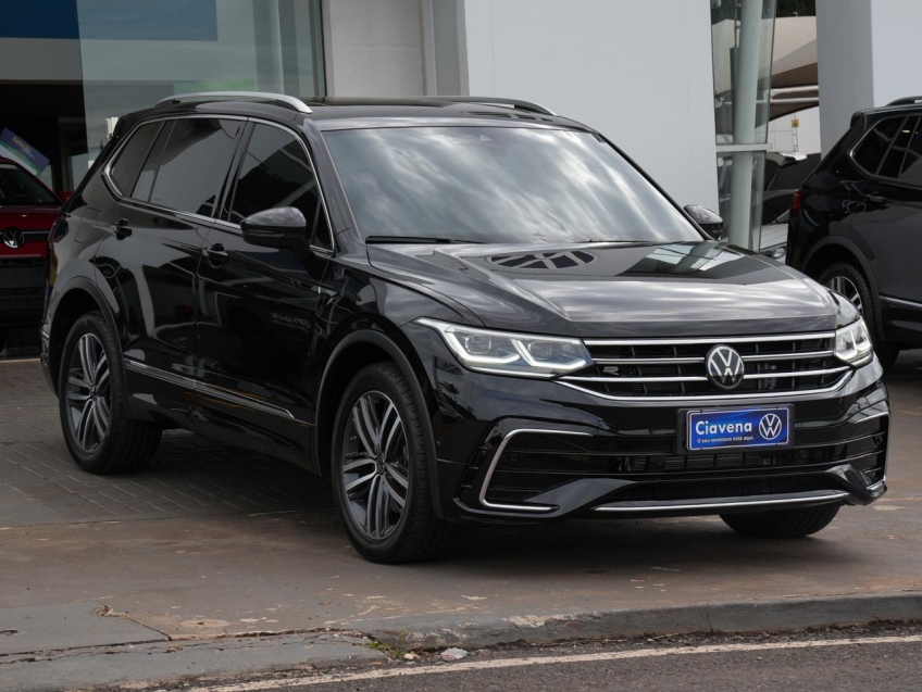 Volkswagen-TIGUAN-2.0 300 TSI GASOLINA ALLSPACE R-LINE AUTOMÁTICO