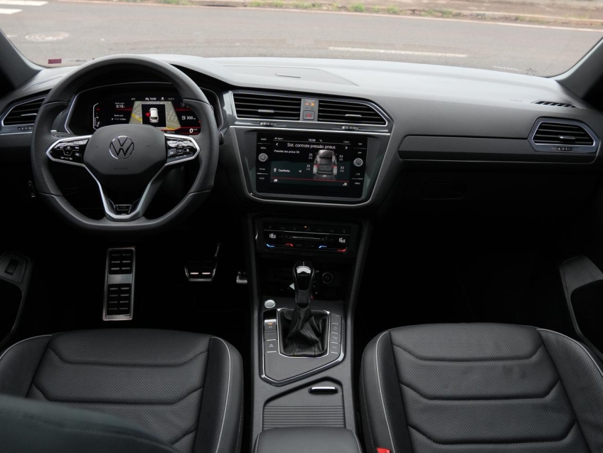 Volkswagen-TIGUAN-2.0 300 TSI GASOLINA ALLSPACE R-LINE AUTOMÁTICO