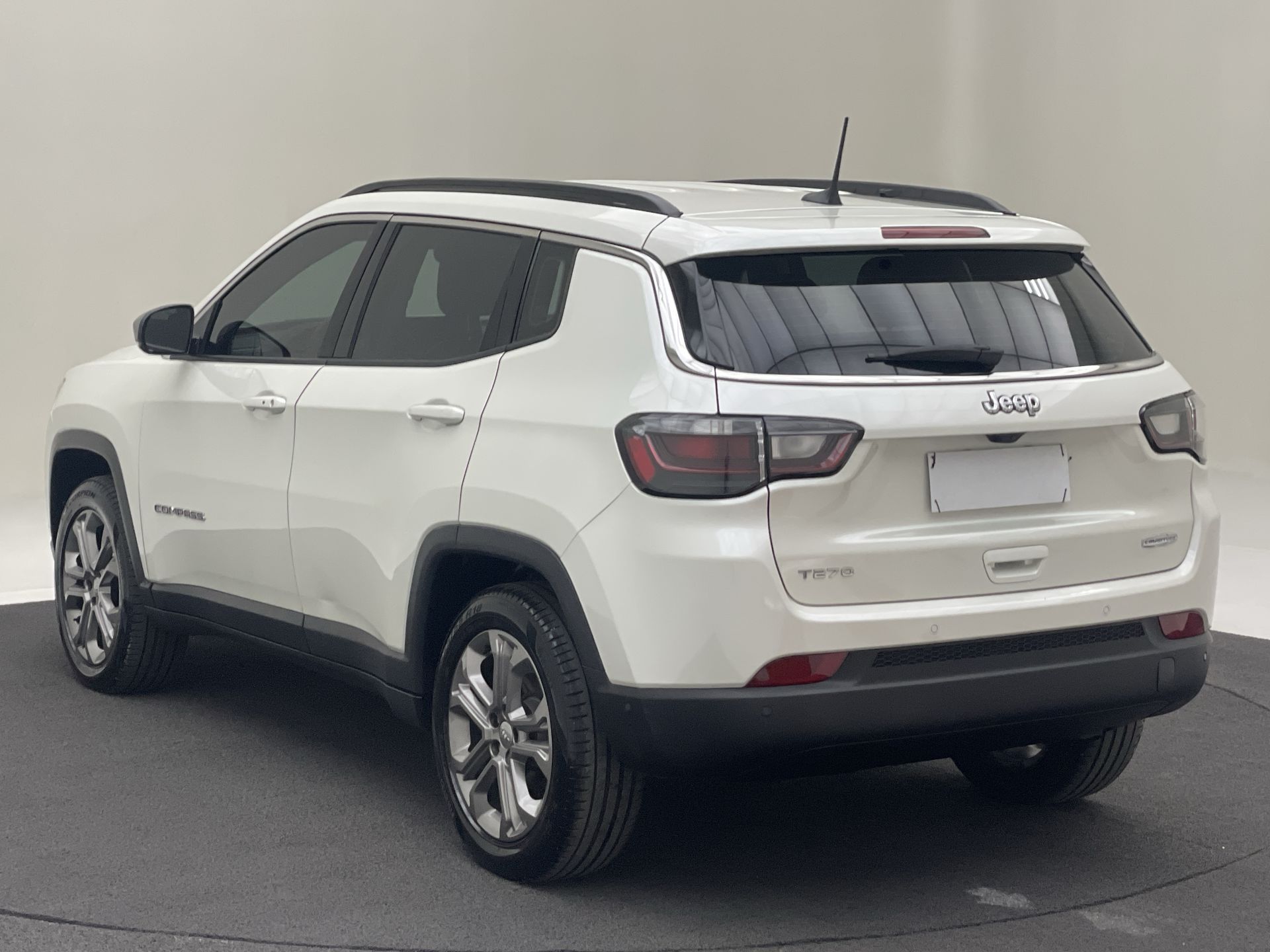 Jeep-COMPASS-COMPASS LONG. T270 1.3 TB 4x2 Flex Aut.