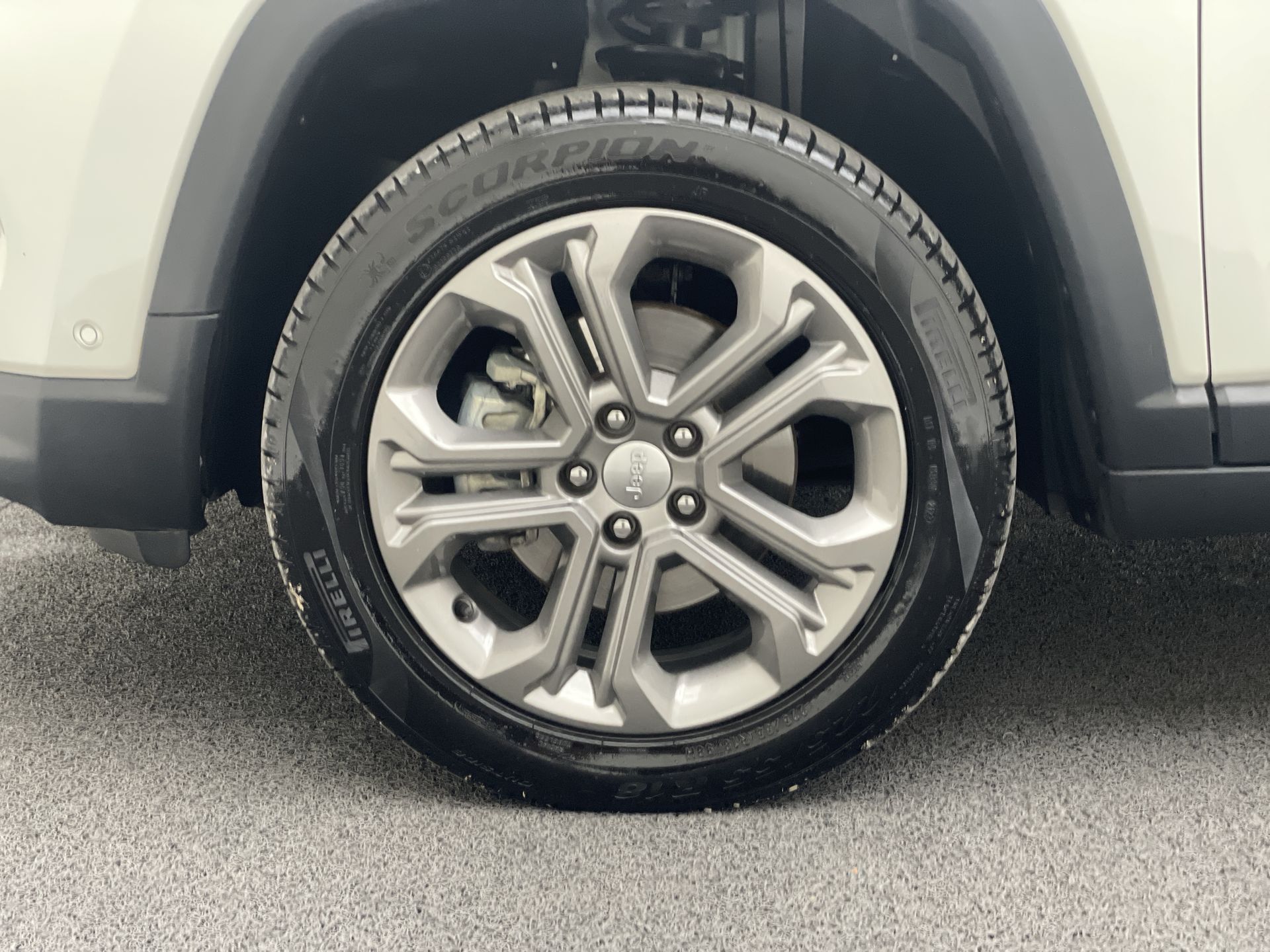 COMPASS LONG. T270 1.3 TB 4x2 Flex Aut.