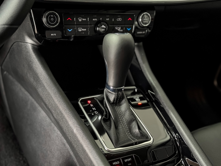 Jeep-COMPASS-1.3 T270 TURBO FLEX SPORT AT6