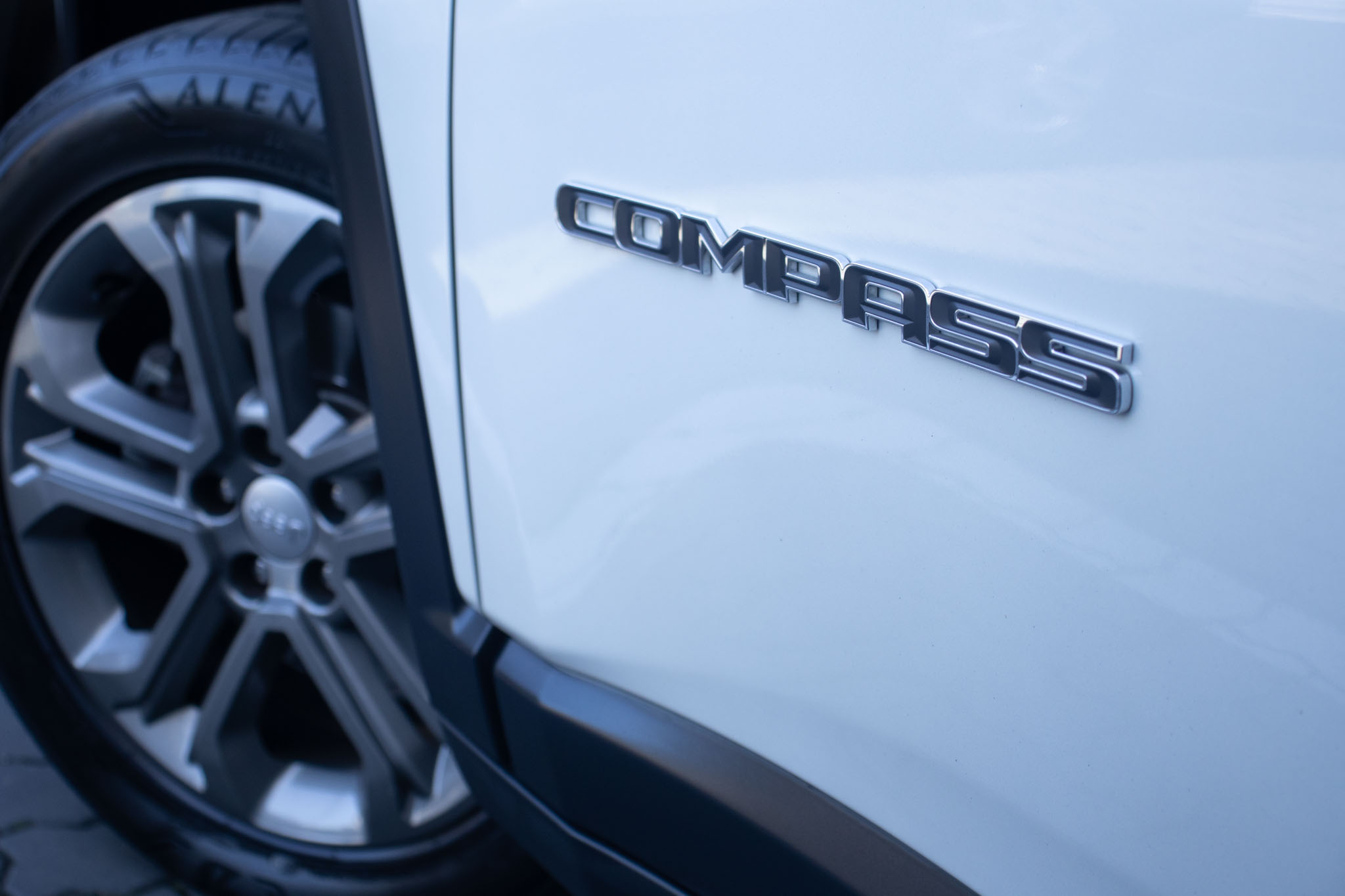 Jeep-COMPASS-COMPASS LONG. T270 1.3 TB 4x2 Flex Aut.