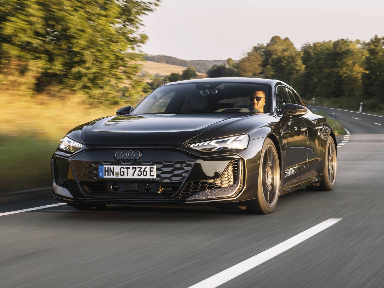 Audi mais potente até hoje chega ao Brasil: RS e-tron GT Performance