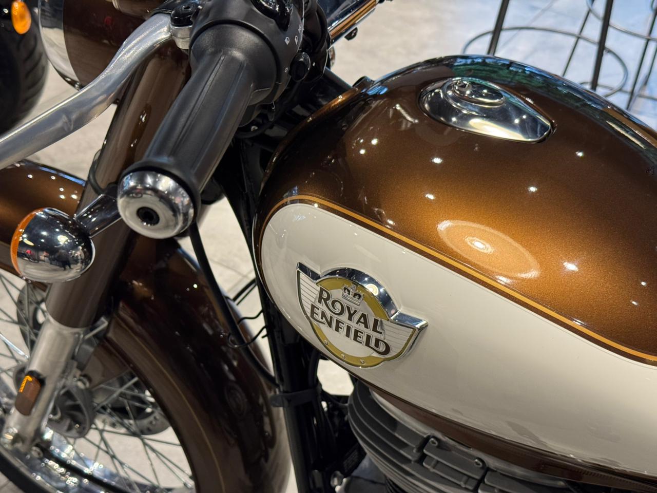 Royal Enfield-Classic-Classic Chrome 350cc ABS
