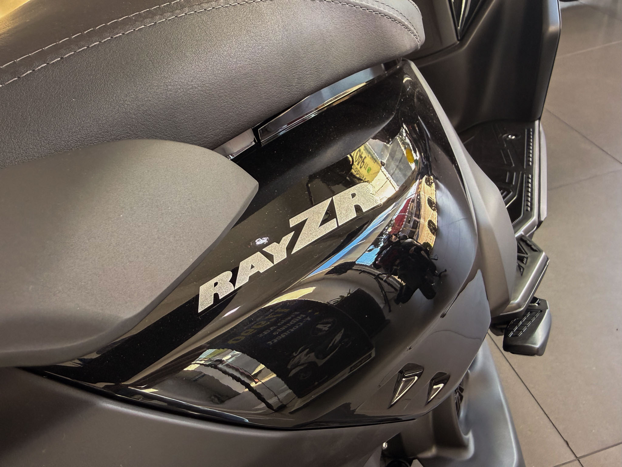 YAMAHA-ZR-ZR Hybrid Connected