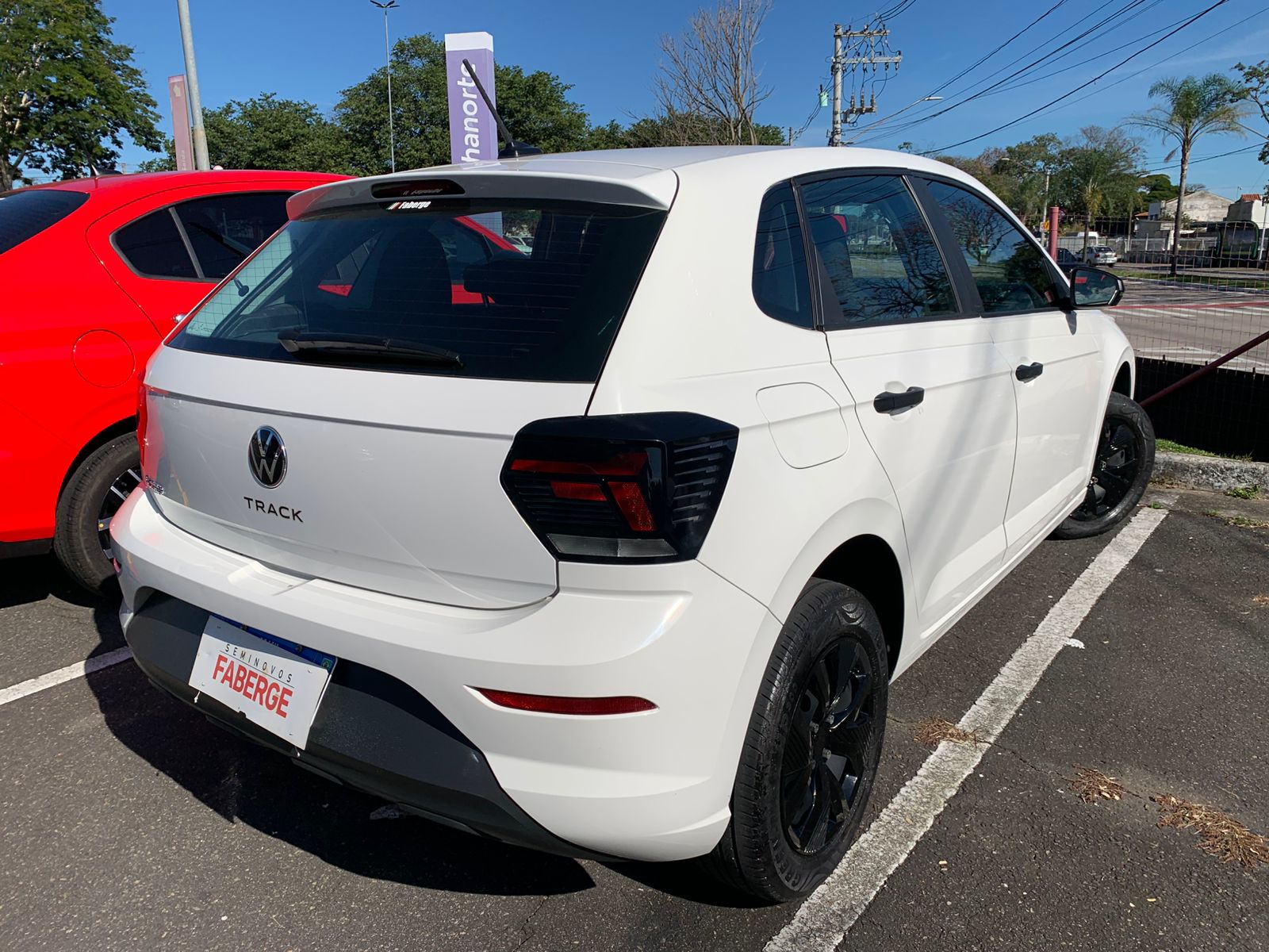 Volkswagen-Polo-Polo Track 1.0 Flex 12V 5p