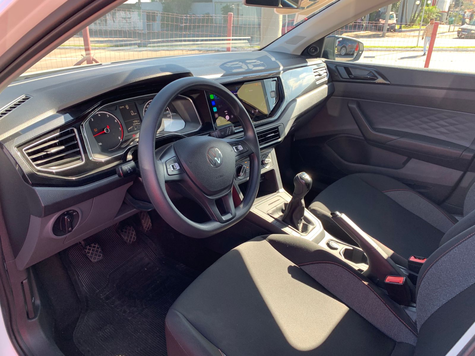 Volkswagen-Polo-Polo Track 1.0 Flex 12V 5p