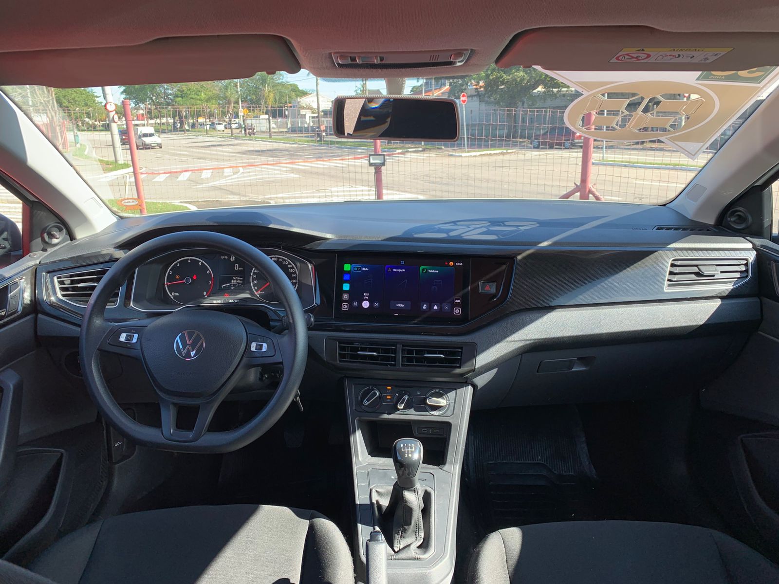 Volkswagen-Polo-Polo Track 1.0 Flex 12V 5p