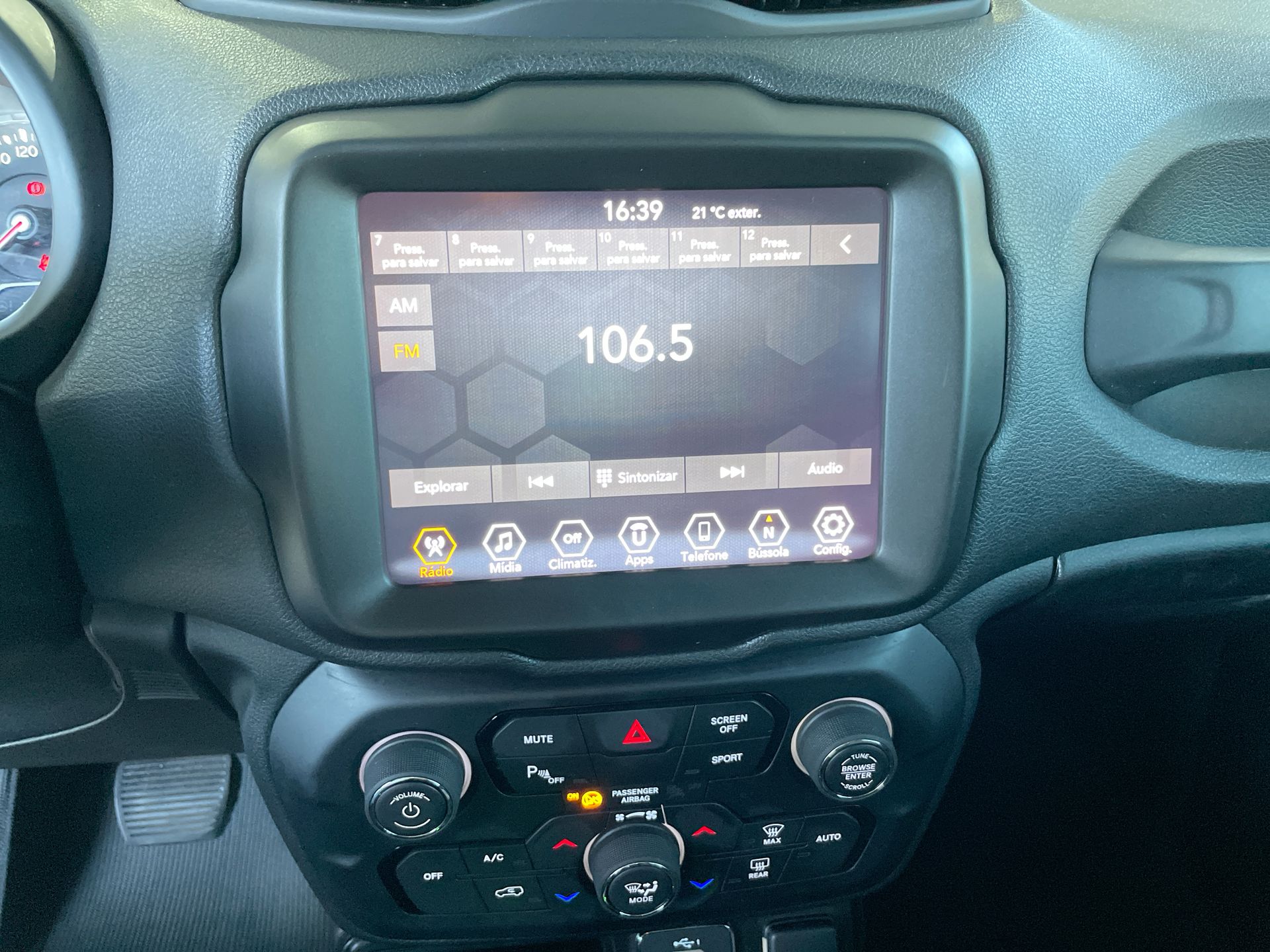 Jeep-RENEGADE-Renegade Longitude 1.8 4x2 Flex 16V Aut.