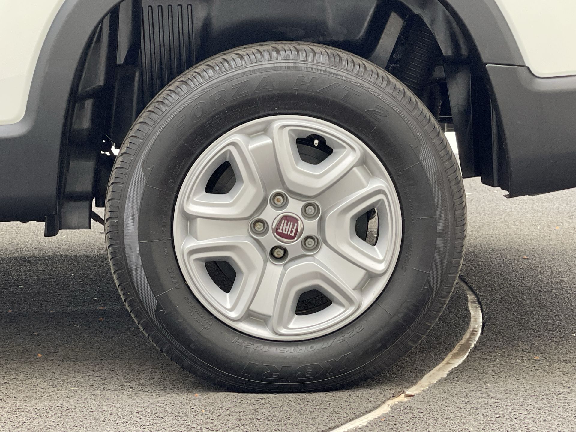 Fiat-TORO-Toro Freedom 2.0 16V 4x4 TB Diesel Mec.