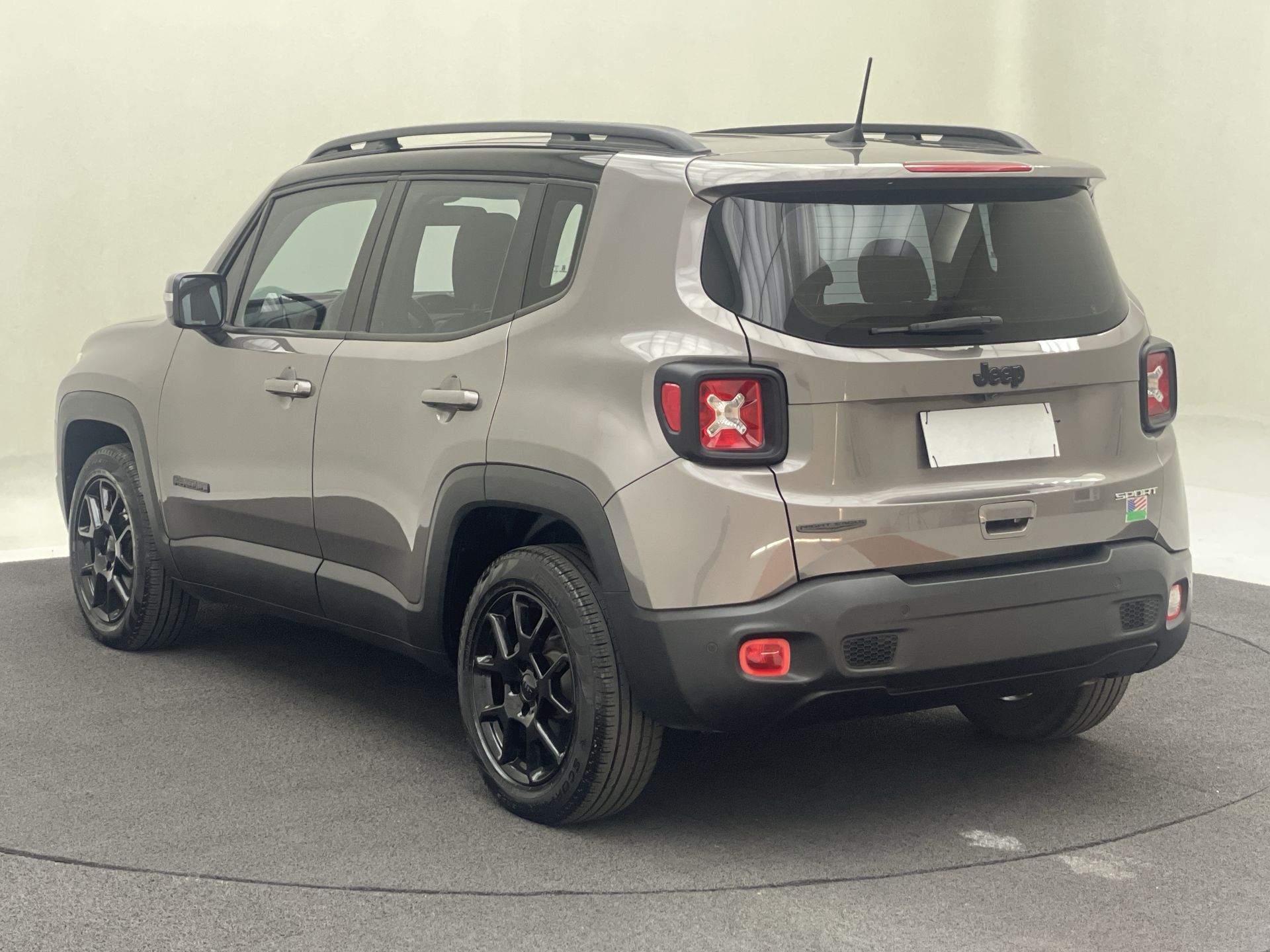 Jeep-RENEGADE-Renegade Sport 1.8 4x2 Flex 16V Aut.