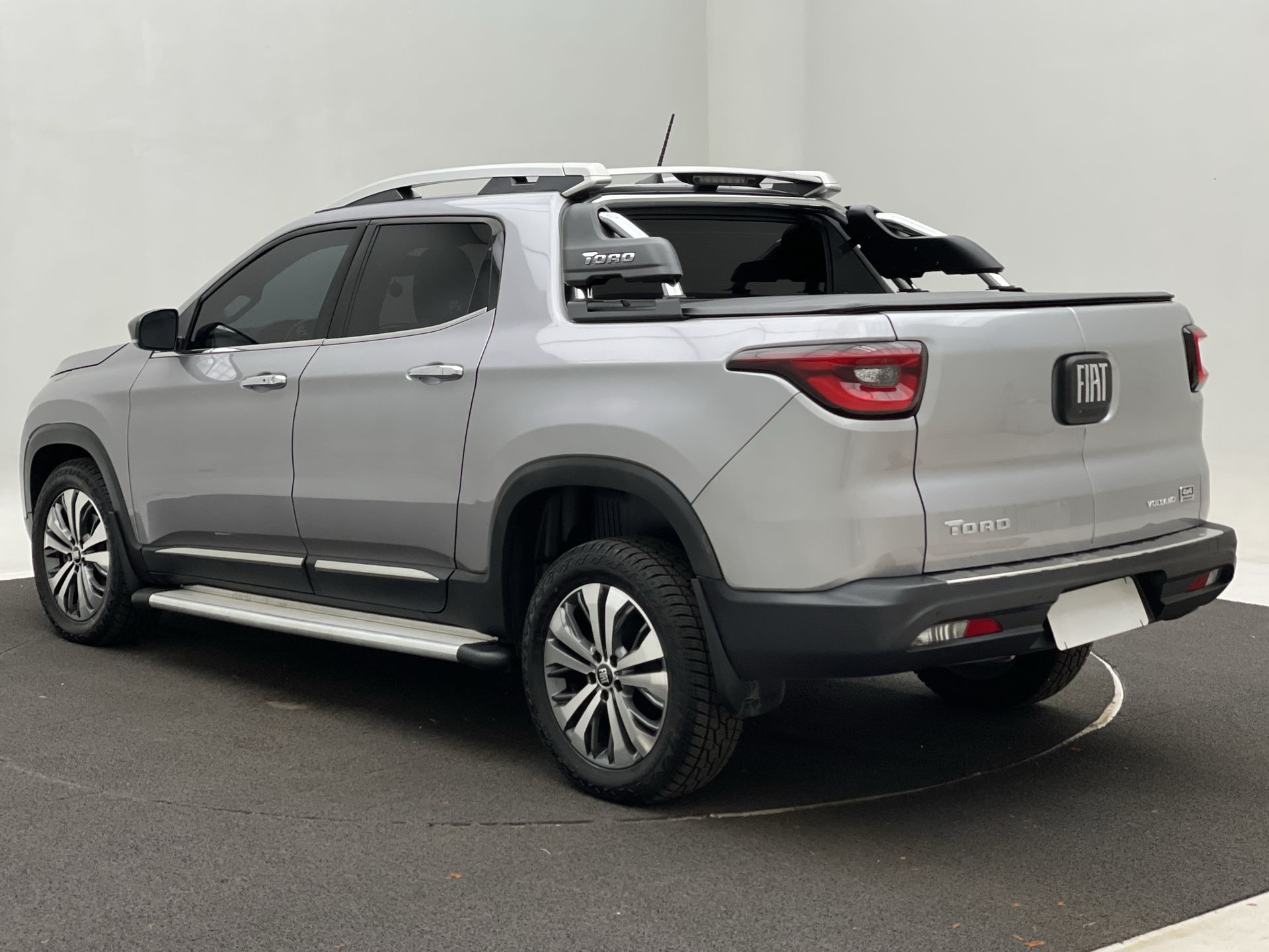 Fiat-TORO-Toro Volcano 2.0 16V 4x4 TB Diesel Aut.