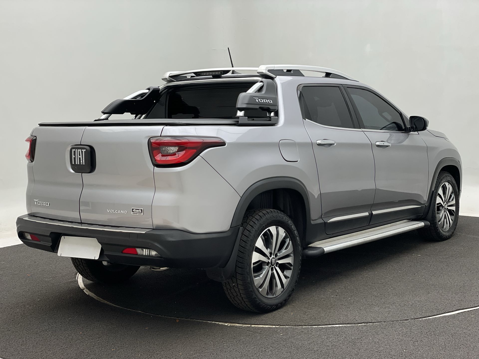 Fiat-TORO-Toro Volcano 2.0 16V 4x4 TB Diesel Aut.